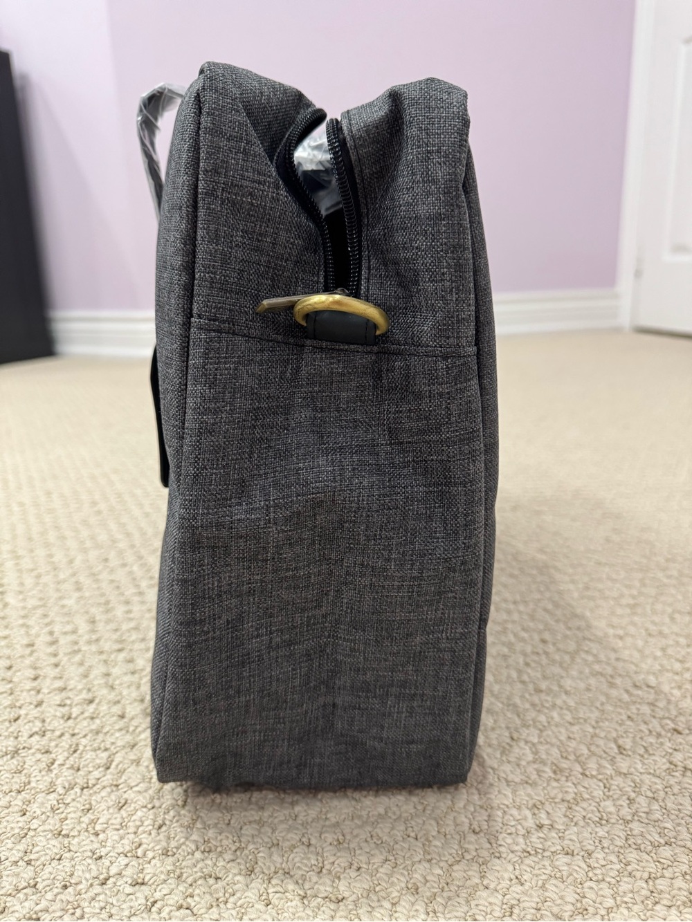 Chivas Black & Grey Laptop Bag – Brand New & Spacious – Fits 18" Laptop - Picture 4 of 12